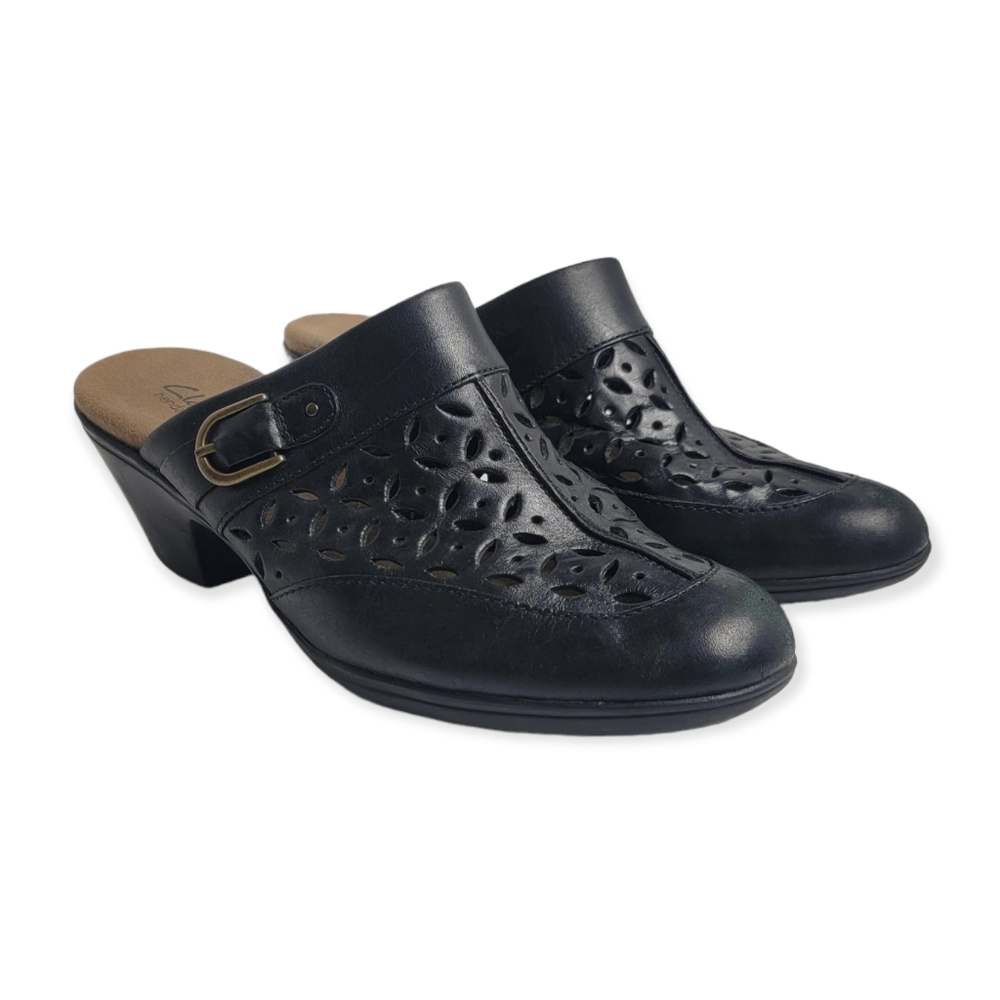 Clarks Bendables Mules